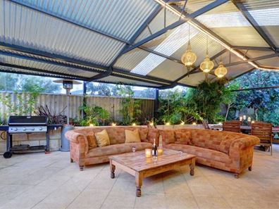 1 Cane Pl, Heathridge WA 6027