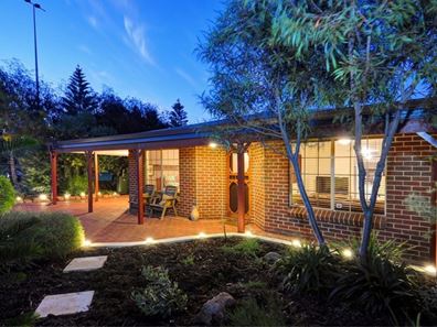 1 Cane Pl, Heathridge WA 6027