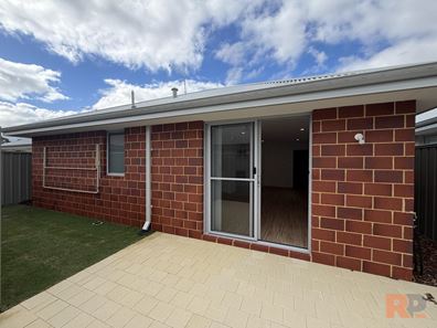 26/22 Old Pinjarra Road, Greenfields WA 6210