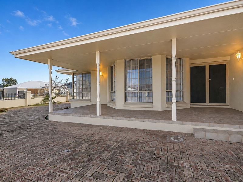 53 Jones Street, Stirling WA 6021