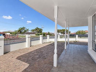 53 Jones Street, Stirling WA 6021