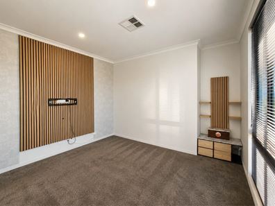 7 Electrum Road, Treeby WA 6164