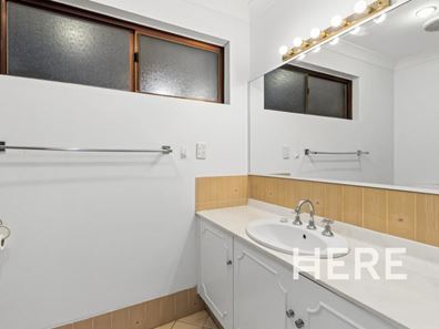 30 Bernedale Way, Duncraig WA 6023