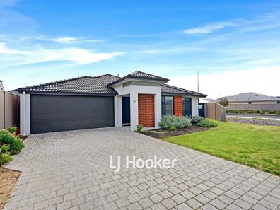 93 Beraking Loop, Dalyellup WA 6230