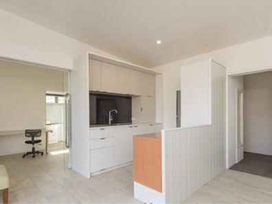 87 Parkin Street, Rockingham WA 6168