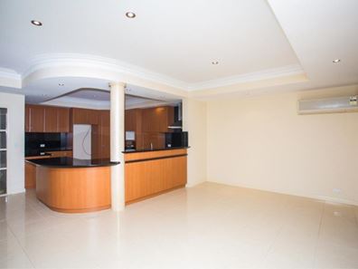 14 Kensington Street, East Perth WA 6004