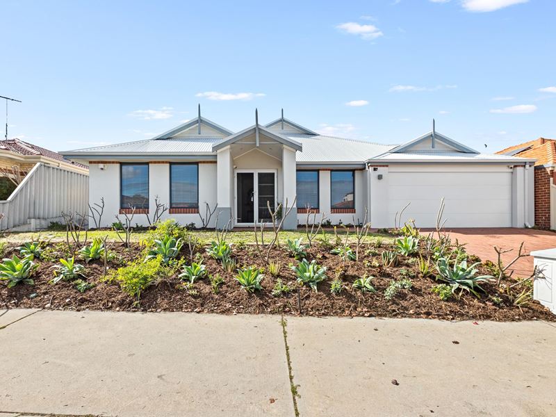 30 Langford Boulevard, Madeley WA 6065