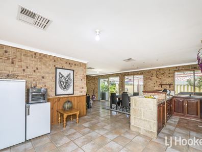 36 Barraberry Retreat, Canning Vale WA 6155