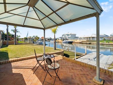 20 Woolah Place, South Yunderup WA 6208