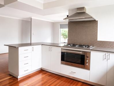 7B Honeysett Court, Hamilton Hill WA 6163