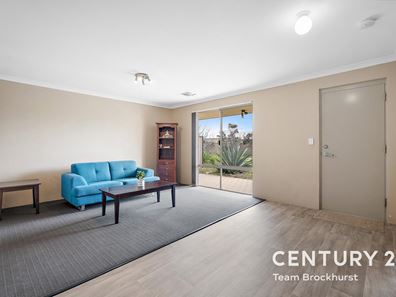 5 Narbonne Way, Piara Waters WA 6112