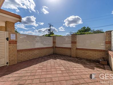 8/5-7 Hannans Street, Morley WA 6062