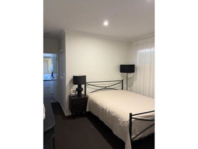 20b Offham Way, Westminster WA 6061