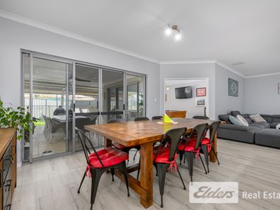 5 Lexar Bend, Shoalwater WA 6169