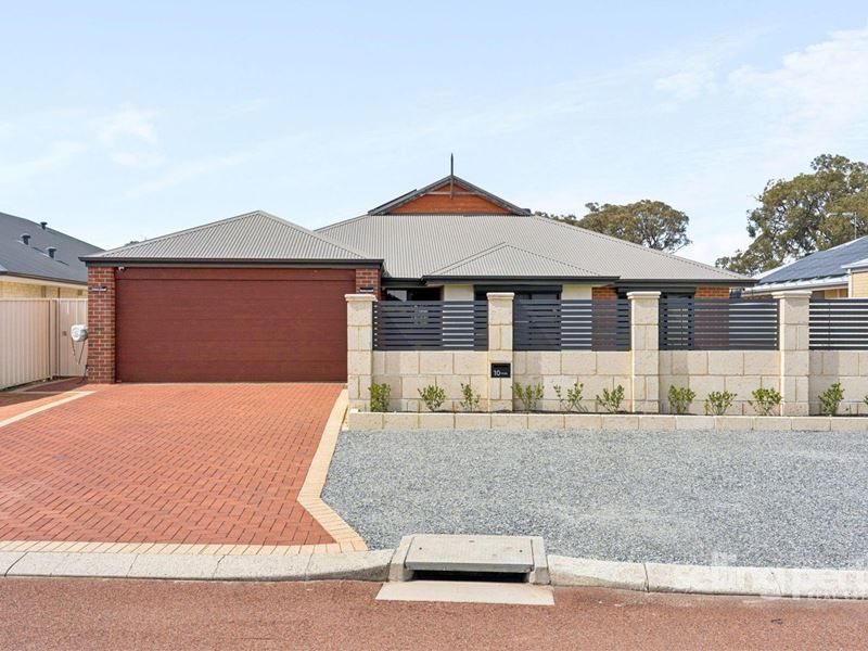 10 Teague Way, Lakelands WA 6180