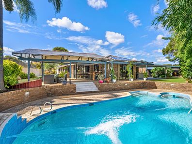 11 Harley Place, Kingsley WA 6026