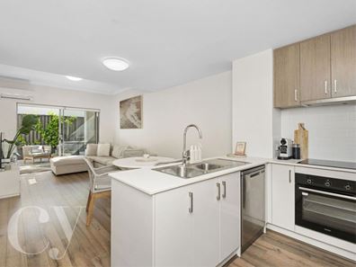 4/4 Fox Street, Spearwood WA 6163