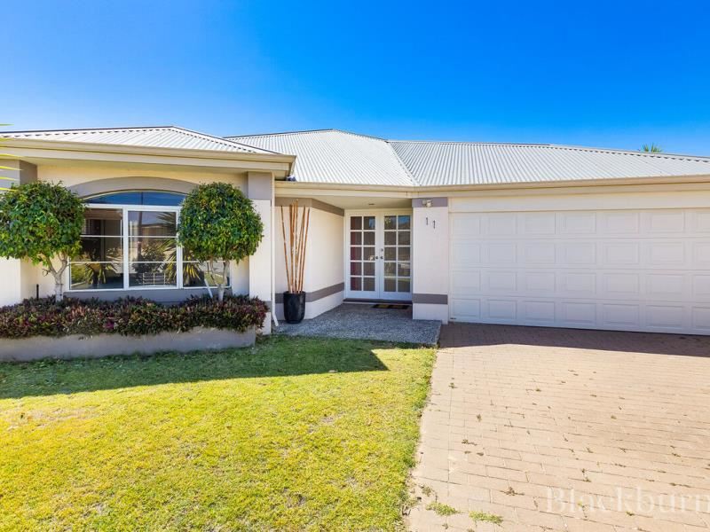 11 Bramshott Approach, Butler WA 6036