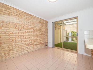 2/84 Powell Street, Joondanna WA 6060