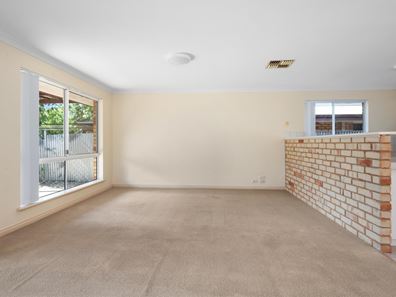 12A Tindals Crescent, Hannans WA 6430