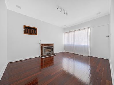 7 Hassett Street, Cloverdale WA 6105