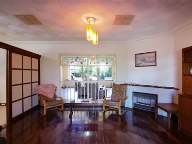 67 Woodlands Street, Woodlands WA 6018