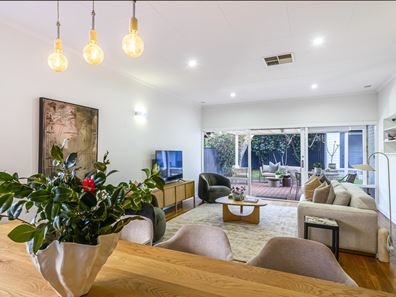 8 Saunders Street, Swanbourne WA 6010