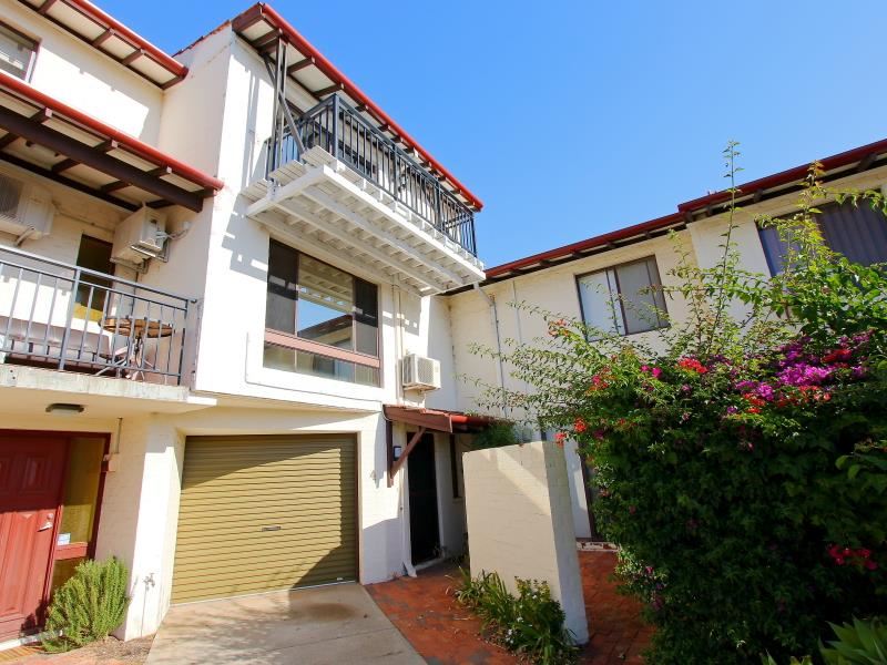 Unit 4/45 McCallum Ln, Victoria Park WA 6100