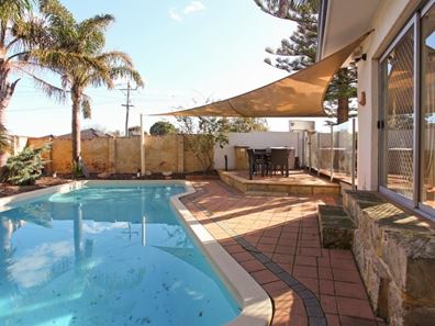 88C Redwood Crescent, Melville WA 6156