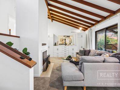 8 Bernedale  Way, Duncraig WA 6023