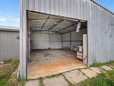 9 Clianthus Way, Koongamia WA 6056