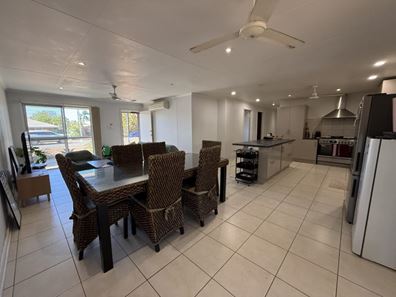 6 Lady Douglas Way, Pegs Creek WA 6714