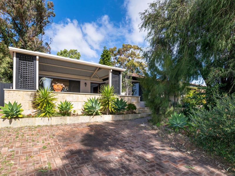 7 Johnston Way, Padbury WA 6025