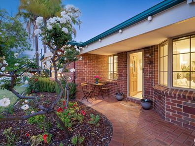 3B Kite Court, Huntingdale WA 6110