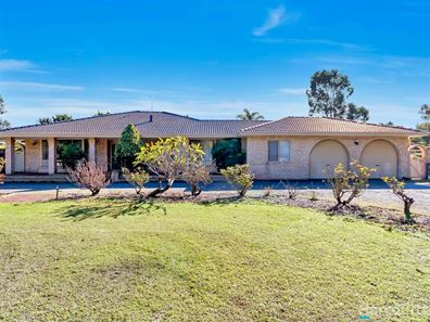 515 Neaves Road, Mariginiup WA 6078