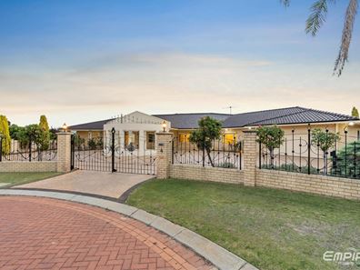 4 Elk Glen, Bibra Lake WA 6163