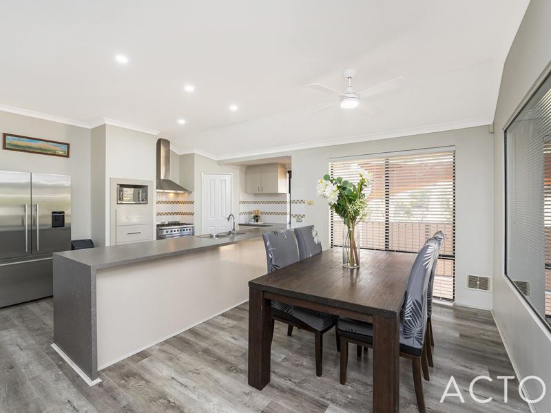 13 Winya Way, Falcon
