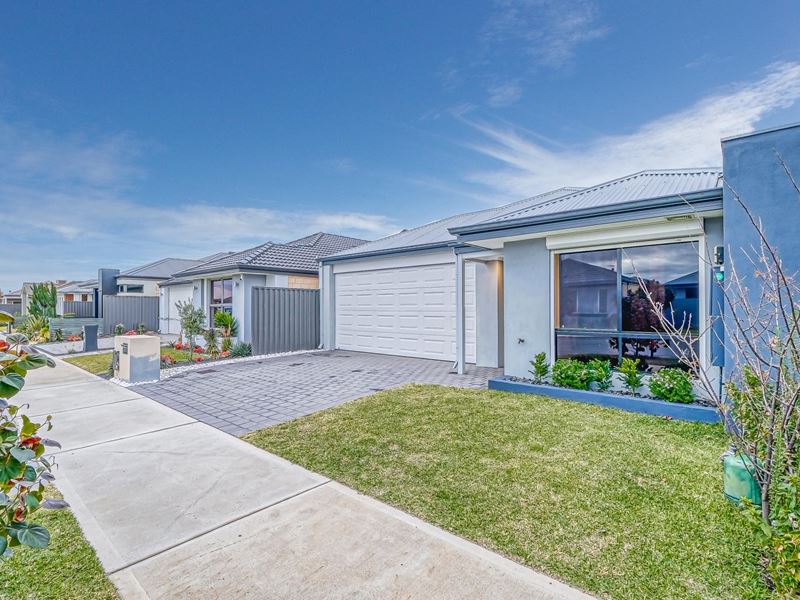 12 Platinum Street, Treeby WA 6164