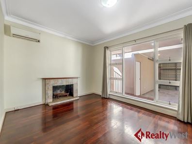 1/5 The Court, Redcliffe WA 6104