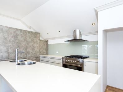 1/23 Florian Mews, Mandurah WA 6210