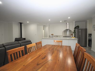 12 Binfield Street, Australind WA 6233