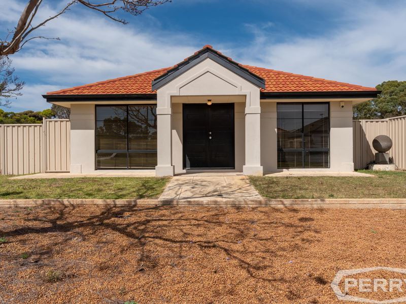 16 Eliza Pass, Madora Bay