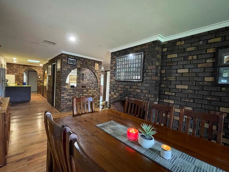 14 Candeloro Road, Canning Vale WA 6155