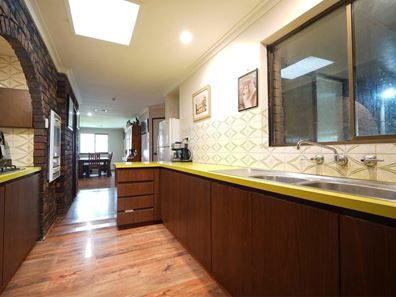 14 Candeloro Road, Canning Vale WA 6155