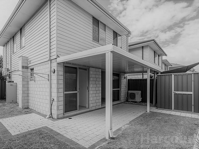 8/14 Wattleglen Avenue, Erskine