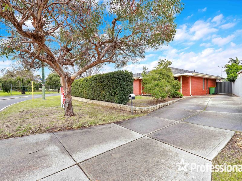 35 Hargrave Drive, Thornlie WA 6108