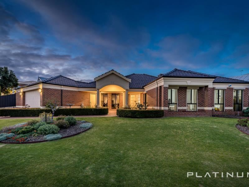 37 Meadowbrook Promenade, Currambine