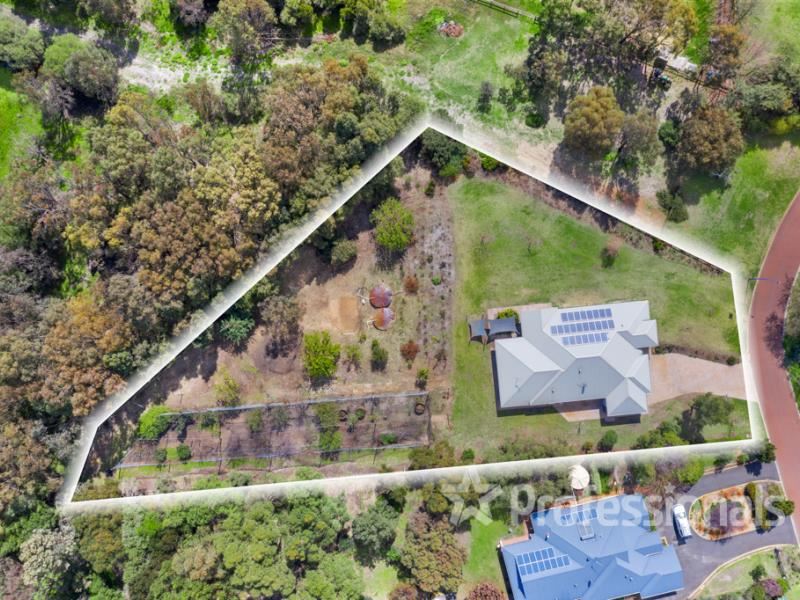 9 Buckland Way, Australind WA 6233