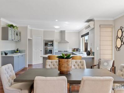 11 Ingham Street, Aveley WA 6069
