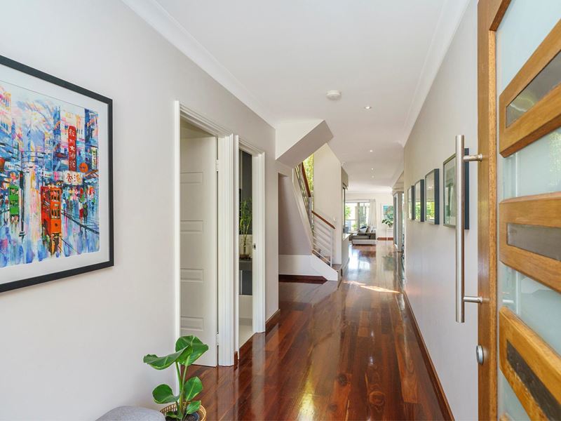 1 Swanview Terrace, South Perth